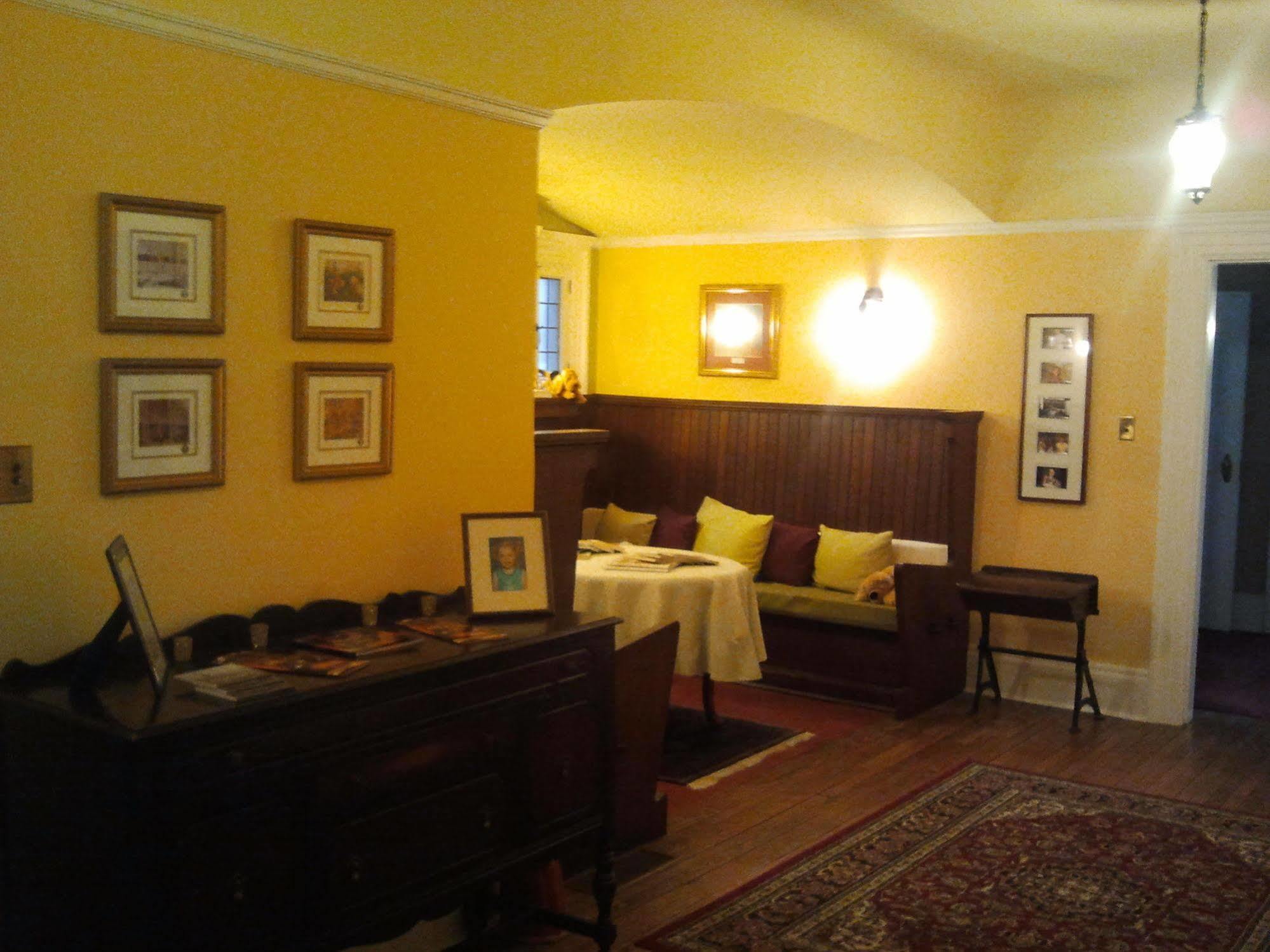Springbank House Inn Sainte-Catherine Esterno foto