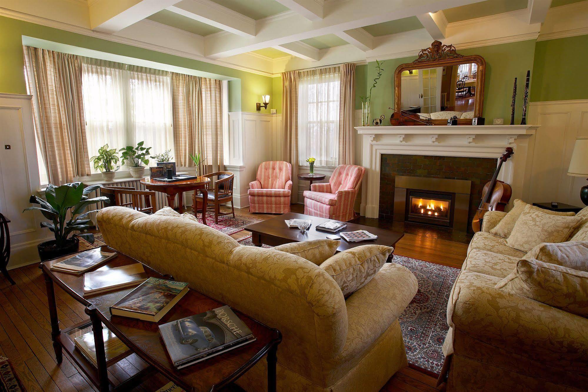 Springbank House Inn Sainte-Catherine Esterno foto